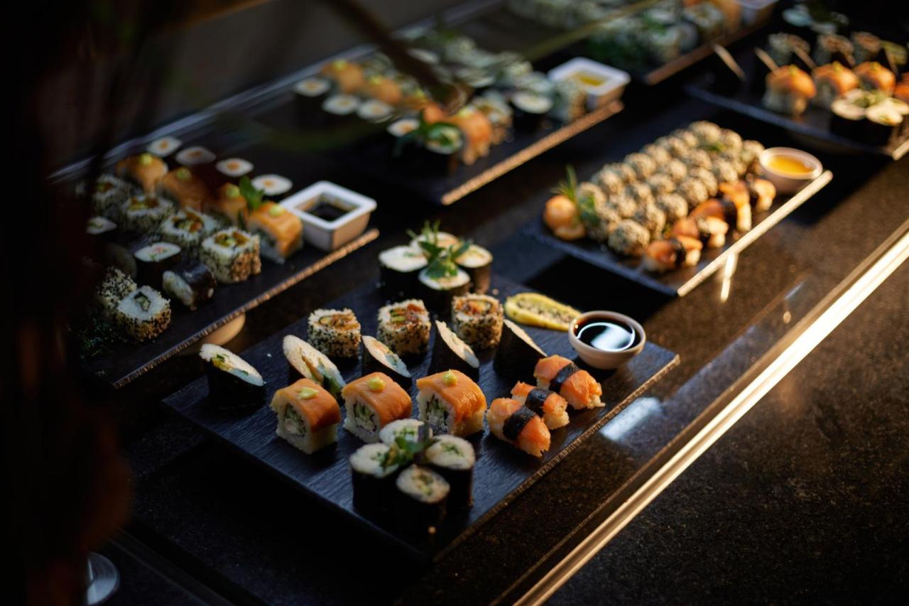 Dreams Sunny Beach Resort And Spa Exterior foto Sushi