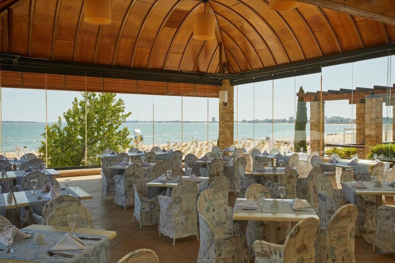 Dreams Sunny Beach Resort And Spa Exterior foto Restaurant in the Dead Sea