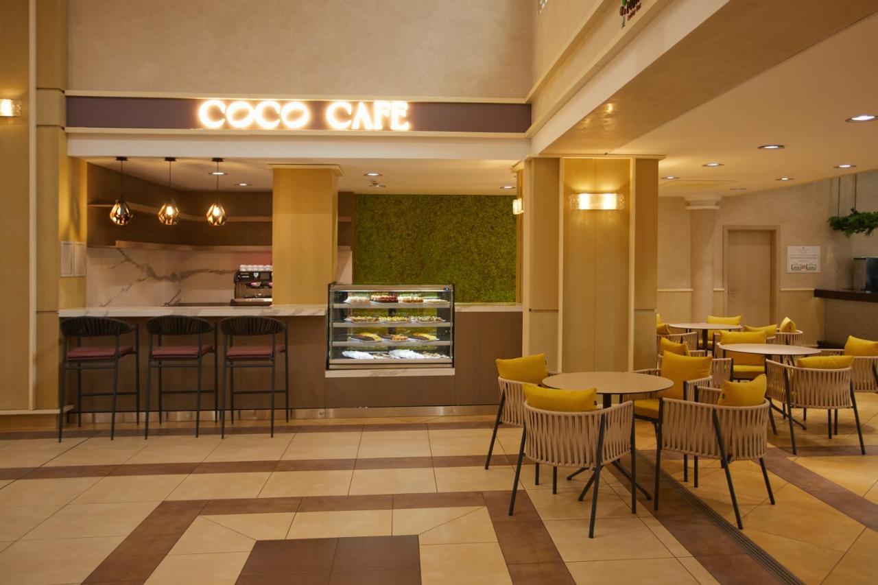 Dreams Sunny Beach Resort And Spa Exterior foto Coco Cafe