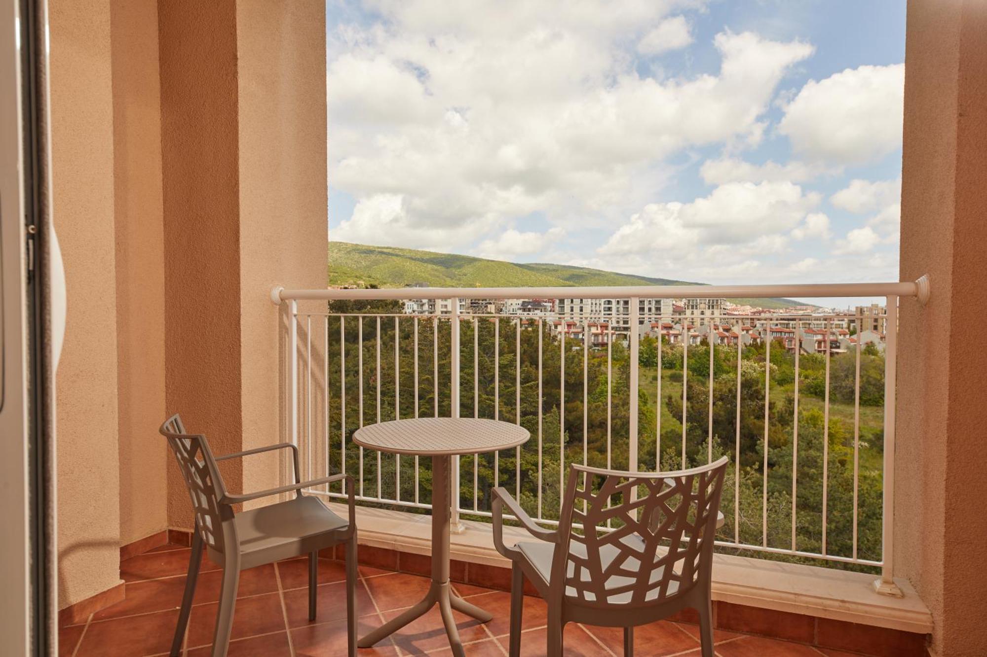 Dreams Sunny Beach Resort And Spa Cameră foto A balcony